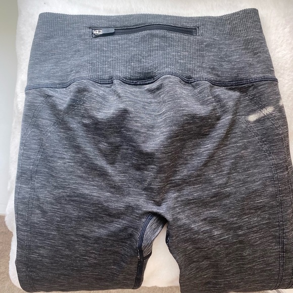 Lululemon Leggings- Worn maybe once - Picture 4 of 4